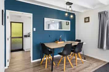 23C Russell Street, Westport