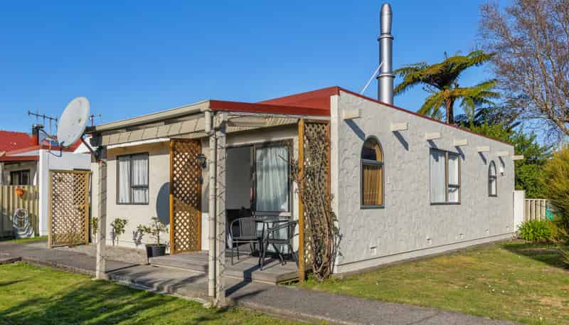 23C Russell Street, Westport