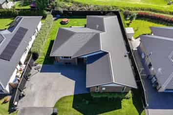 8/17 Wineberry Avenue, Amberley