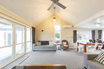180 Whatawhata Road, Dinsdale
