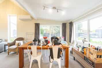 180 Whatawhata Road, Dinsdale