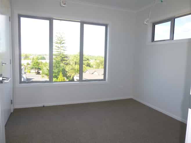 16/19 Ruakiwi Road, Hamilton Lake