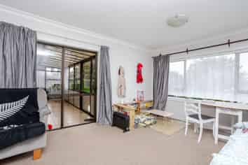 13 Ries Street, Dannevirke