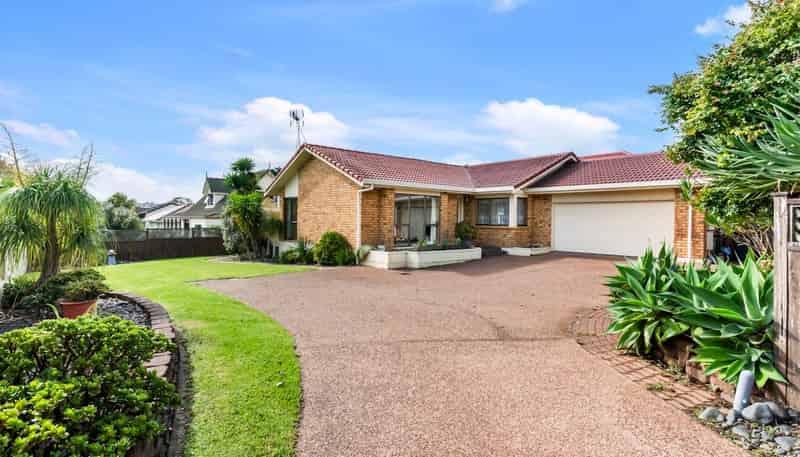 16 Hayes Place, Half Moon Bay