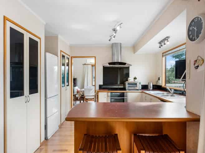 16 Hayes Place, Half Moon Bay