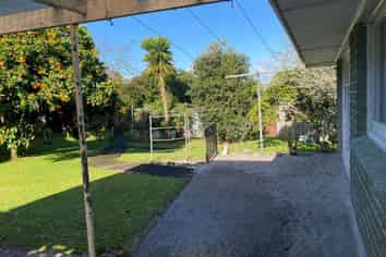 8 Sexton Place, Manurewa East