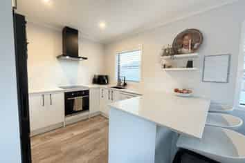 283 Dey Street, Hamilton East