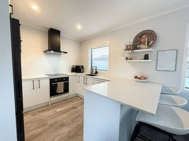 283 Dey Street, Hamilton East