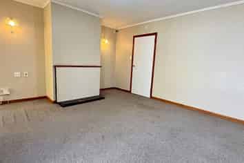 1/128 Great South Road, Takanini