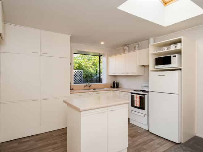 2/208 Grimseys Road, Redwood