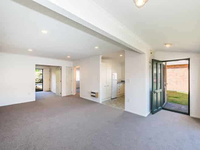 10/17 Redwood Close, Paraparaumu