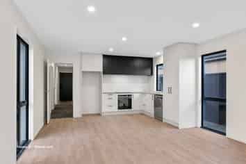 B/74 Edward Street, Lincoln