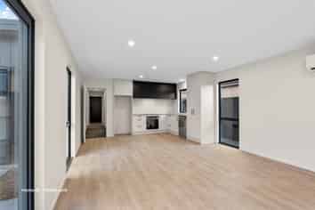 B/74 Edward Street, Lincoln