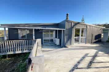 42A Spur Road, Silverdale
