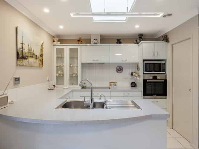 28 Pacific Avenue, Poraiti