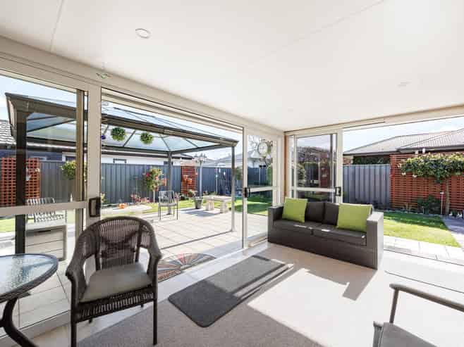 28 Pacific Avenue, Poraiti