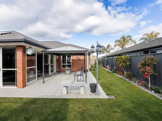 28 Pacific Avenue, Poraiti