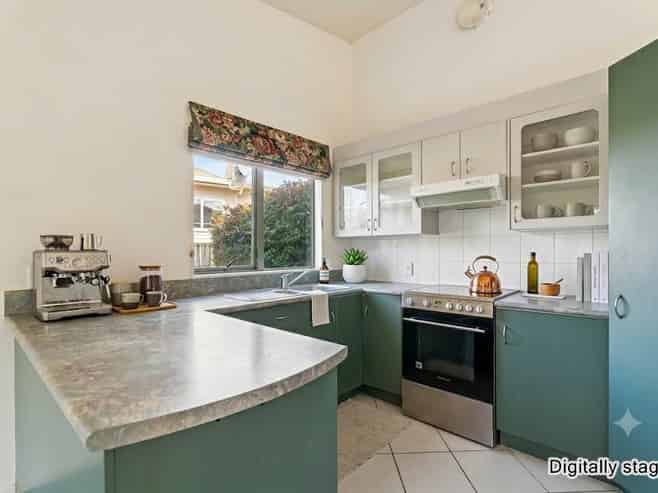 30 Shadon Place, Stanmore Bay