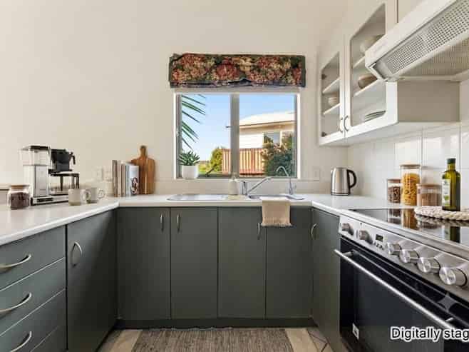30 Shadon Place, Stanmore Bay