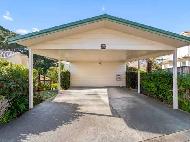 30 Shadon Place, Stanmore Bay