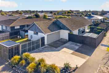 1 Ashwood Street, Parklands