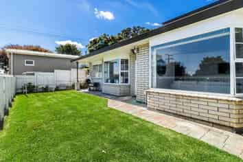 13 Burns Street, Westown