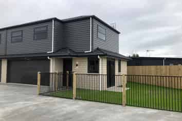 2/8 McPherson Place, Fairfield