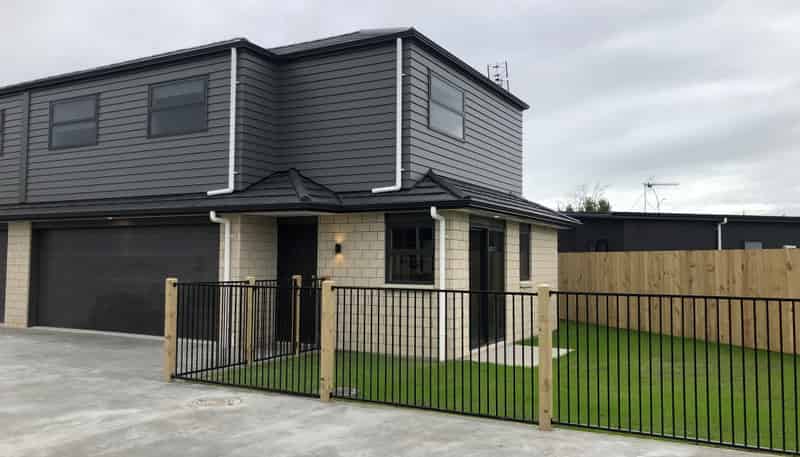 2/8 McPherson Place, Fairfield