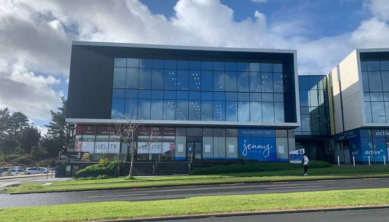 84 Don McKinnon Drive, Albany