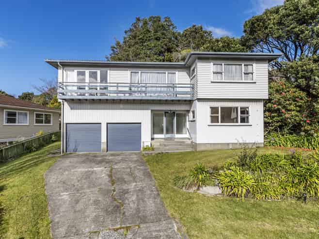 7 Fyvie Avenue, Tawa