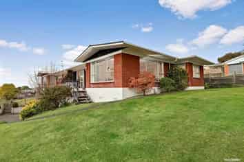 2B Lynley Terrace, Pukekohe