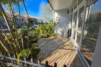 9/126 Stancombe Road, Flat Bush