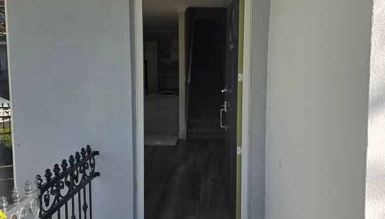 9/126 Stancombe Road, Flat Bush