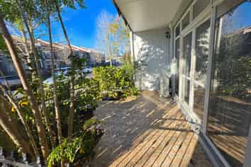 9/126 Stancombe Road, Flat Bush