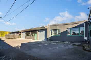 Motivated Vendors! Prime Petone Workshop + Office Space 