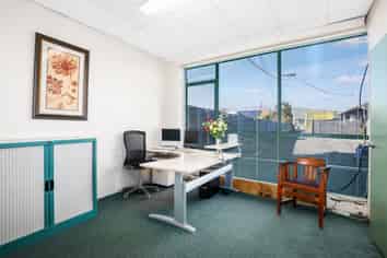 Motivated Vendors! Prime Petone Workshop + Office Space 