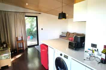 31A Island Road, Whataupoko
