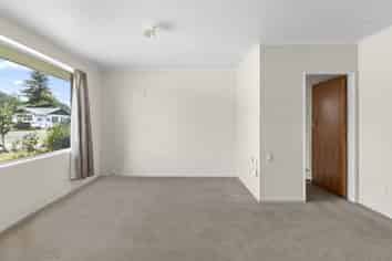 8a Hillary Place, Leamington