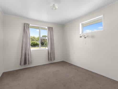 8a Hillary Place, Leamington