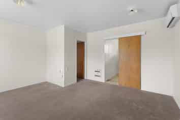 8a Hillary Place, Leamington