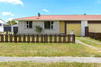 8a Hillary Place, Leamington