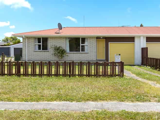 8a Hillary Place, Leamington
