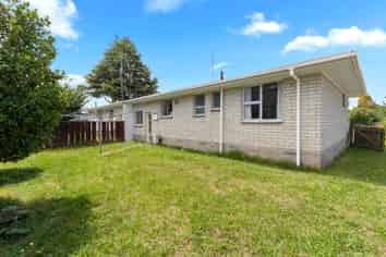 8a Hillary Place, Leamington