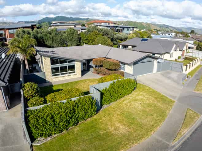 12 Telford Way, Raumati Beach