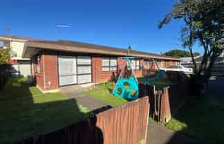 2/6 Miami Street, Mangere East