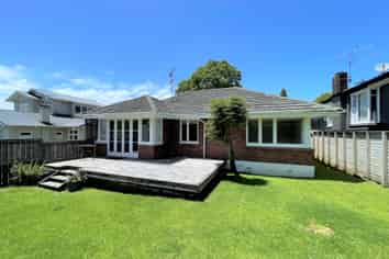 80 Alberton Ave, Mount Albert