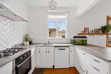 1/412 Gloucester Street, Taradale