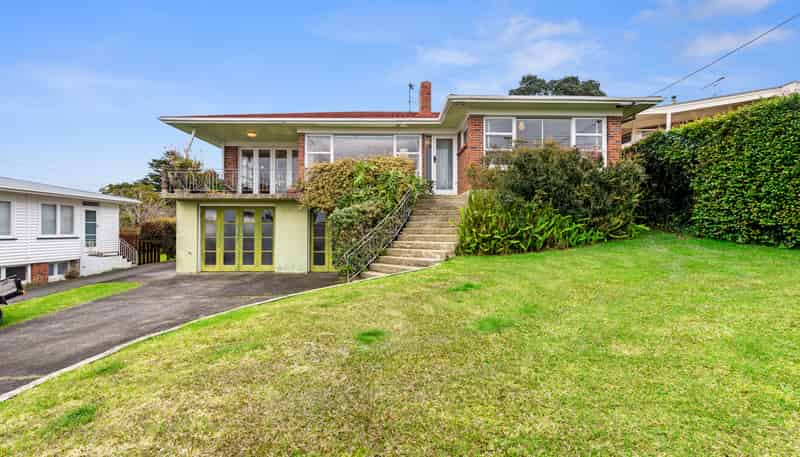 60 Jaemont Avenue, Te Atatu South