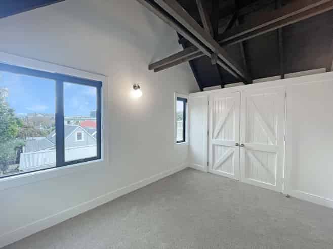 242B Tinakori Road, Thorndon