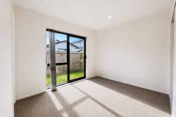 32 Black Beech Crescent, Takanini